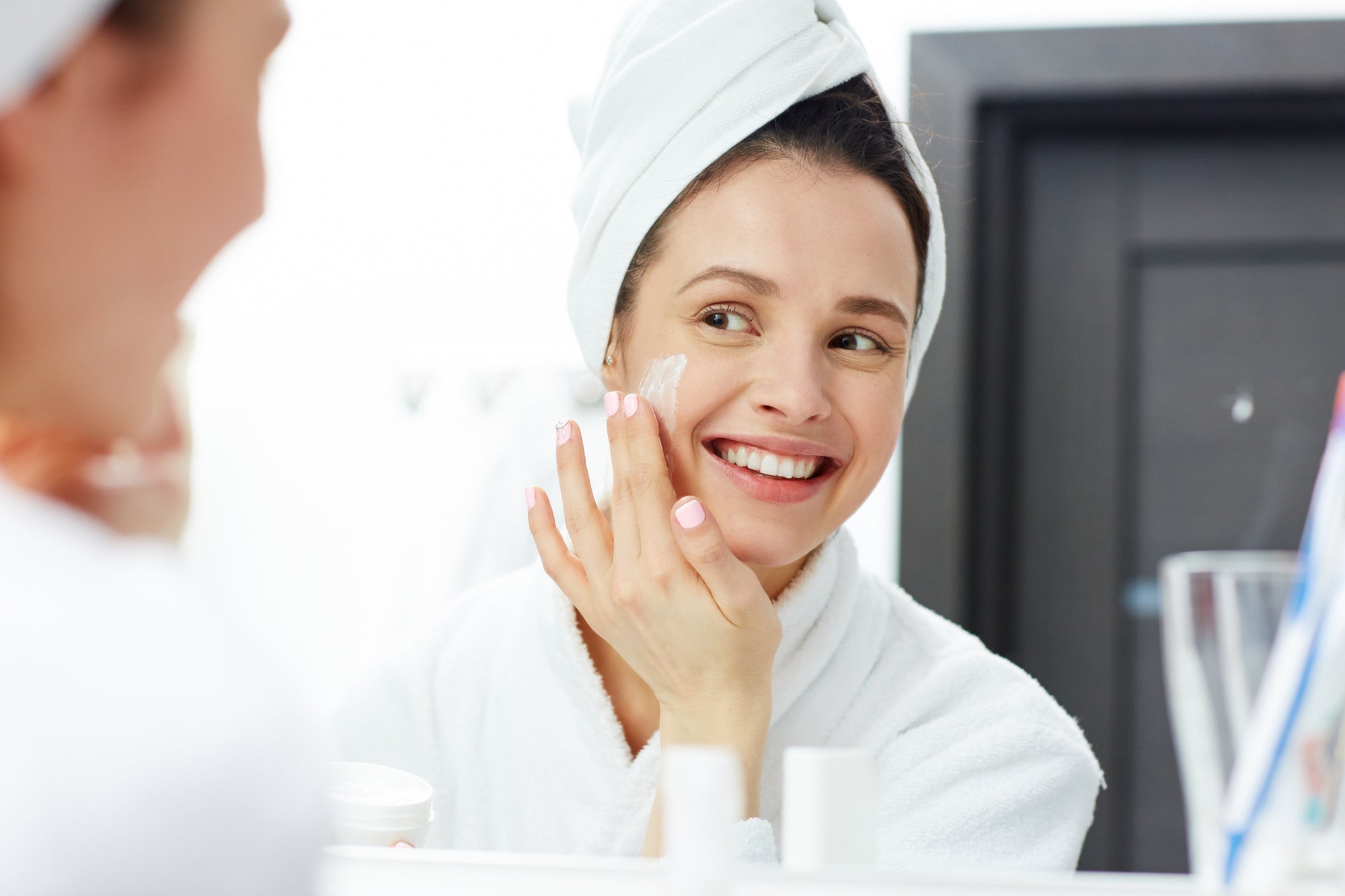 ¿Cómo realizar una rutina de skincare que disfrutes y que SÍ funcione?