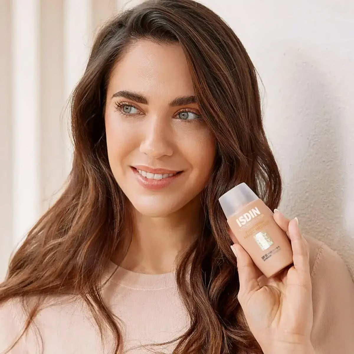 Isdin Magic Color Medium Spf50 50ml.